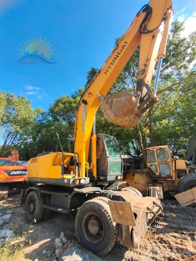 Hyundai R210W-7 Pyöräkaivukoneet