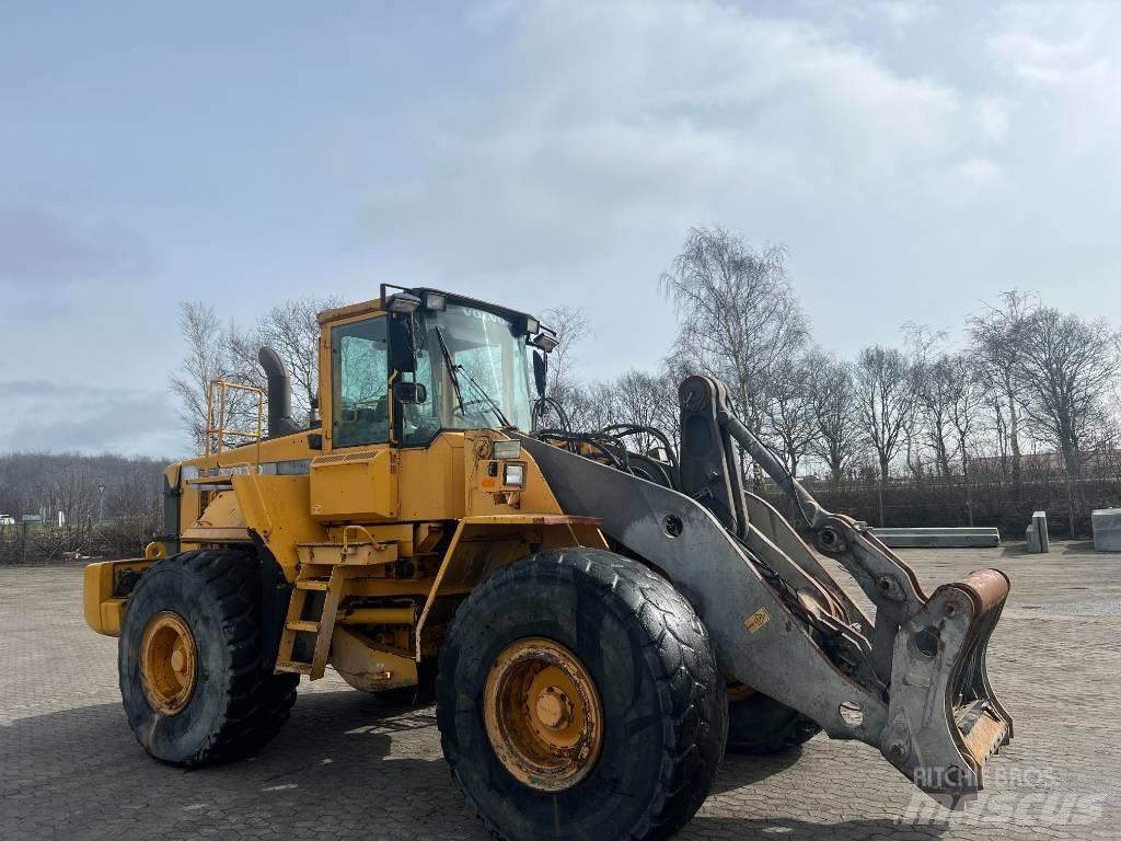 Volvo L 180 C Pyöräkuormaajat