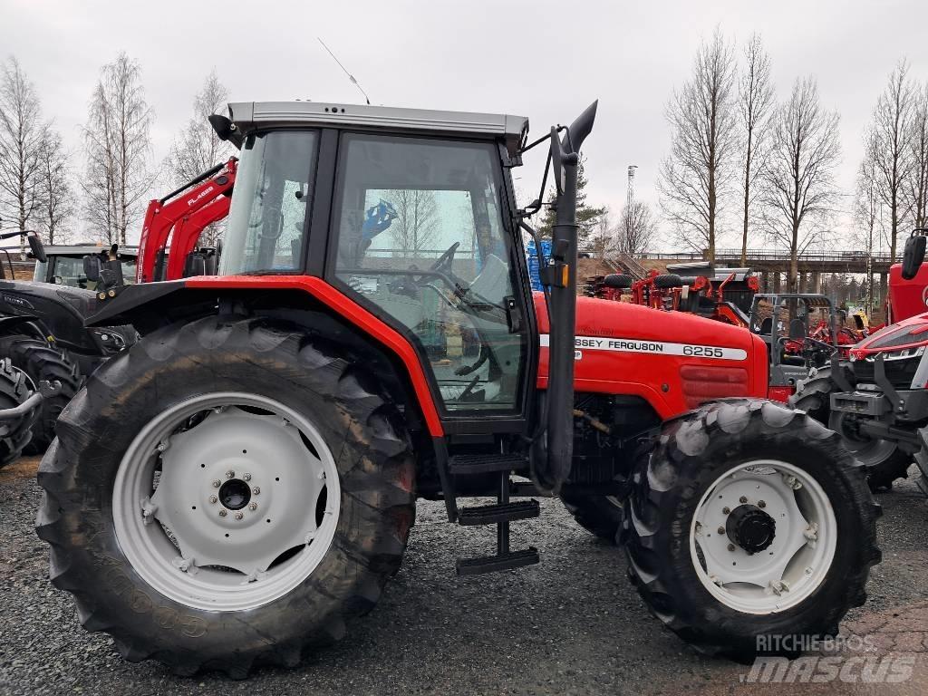 Massey Ferguson 6255 Traktorit