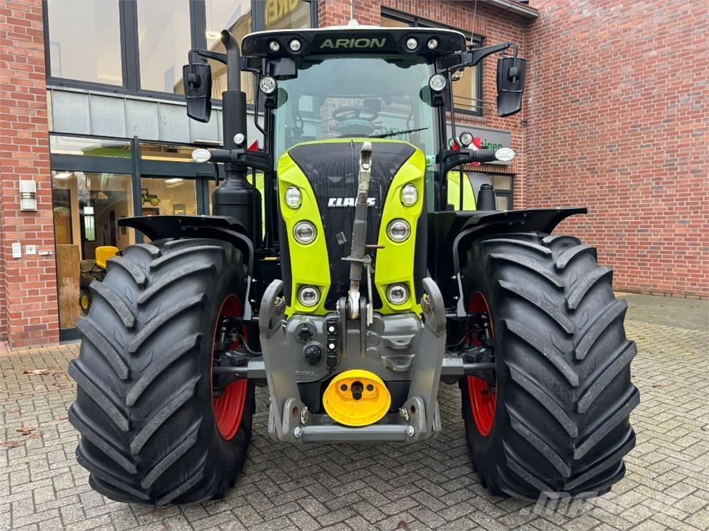 CLAAS Arion 660 Traktorit