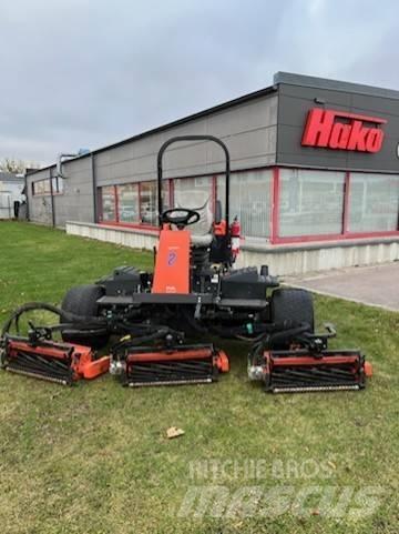 Jacobsen 305 Väyläleikkuri