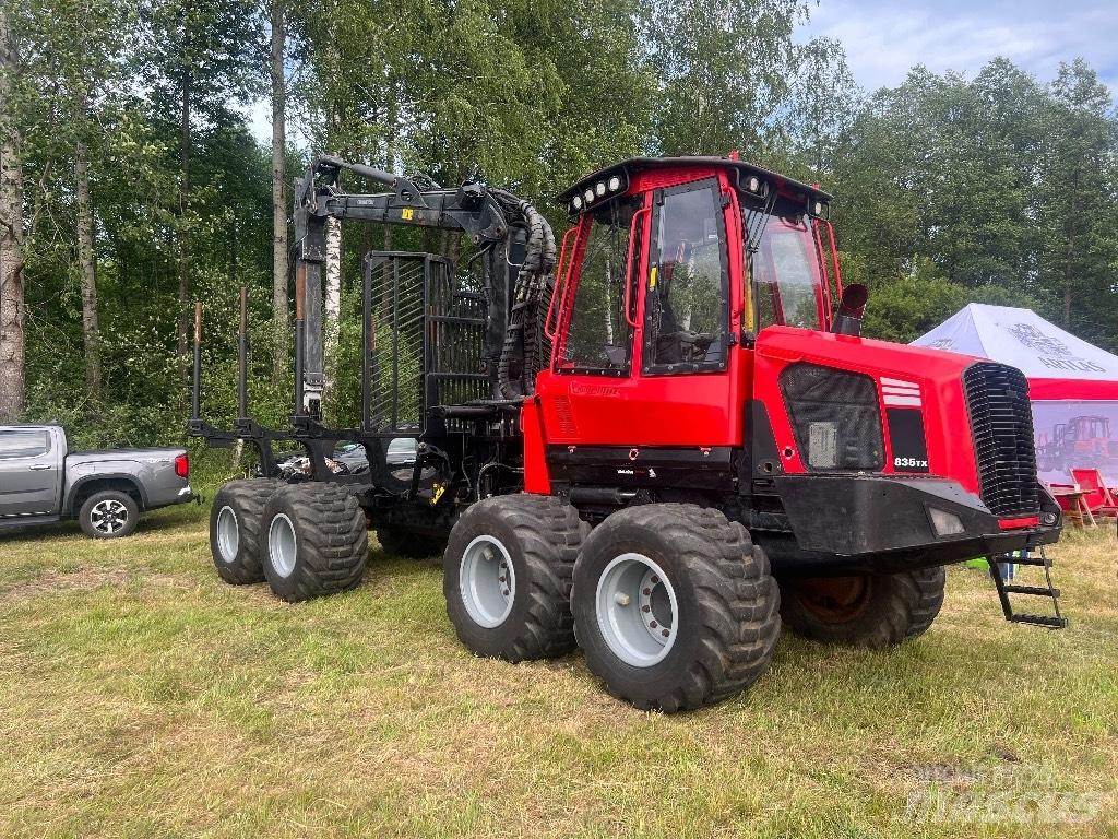 Komatsu 835 Kuormatraktorit