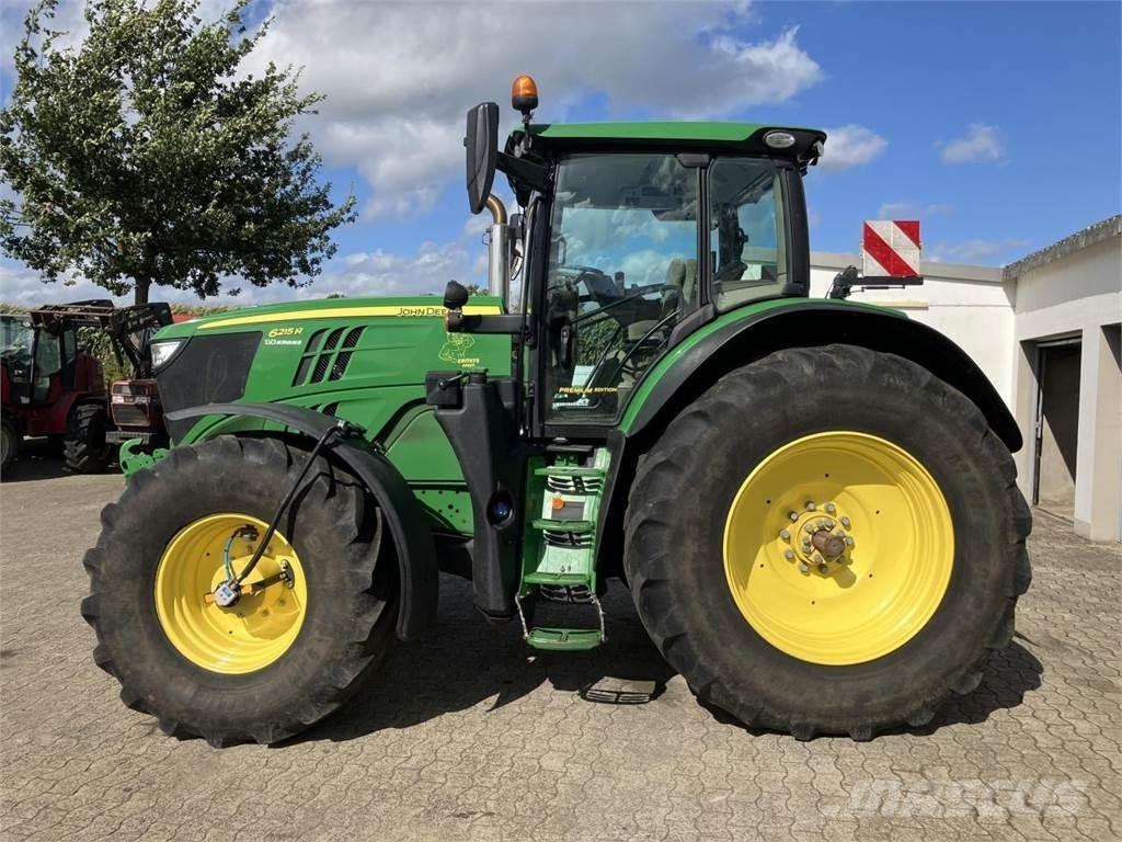 John Deere 6215R Traktorit