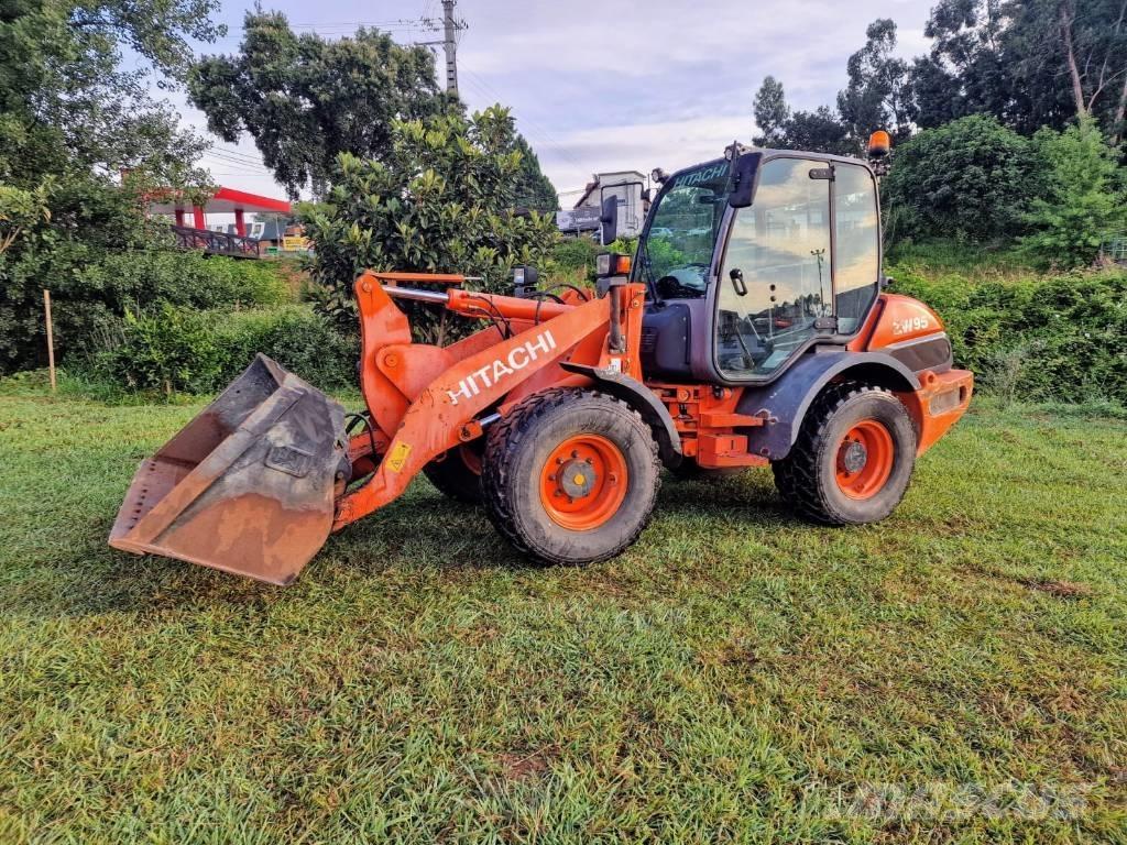 Hitachi ZW 95 Pyöräkuormaajat
