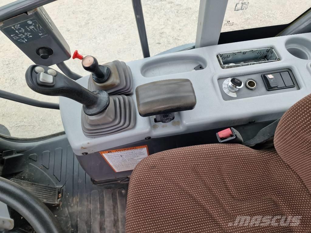 Hitachi ZW 95 Pyöräkuormaajat