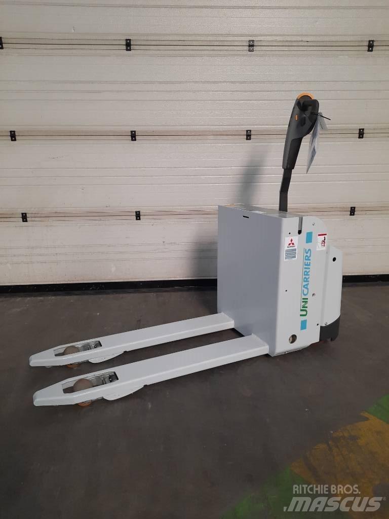 UniCarriers PLL180 Lavansiirtotrukit