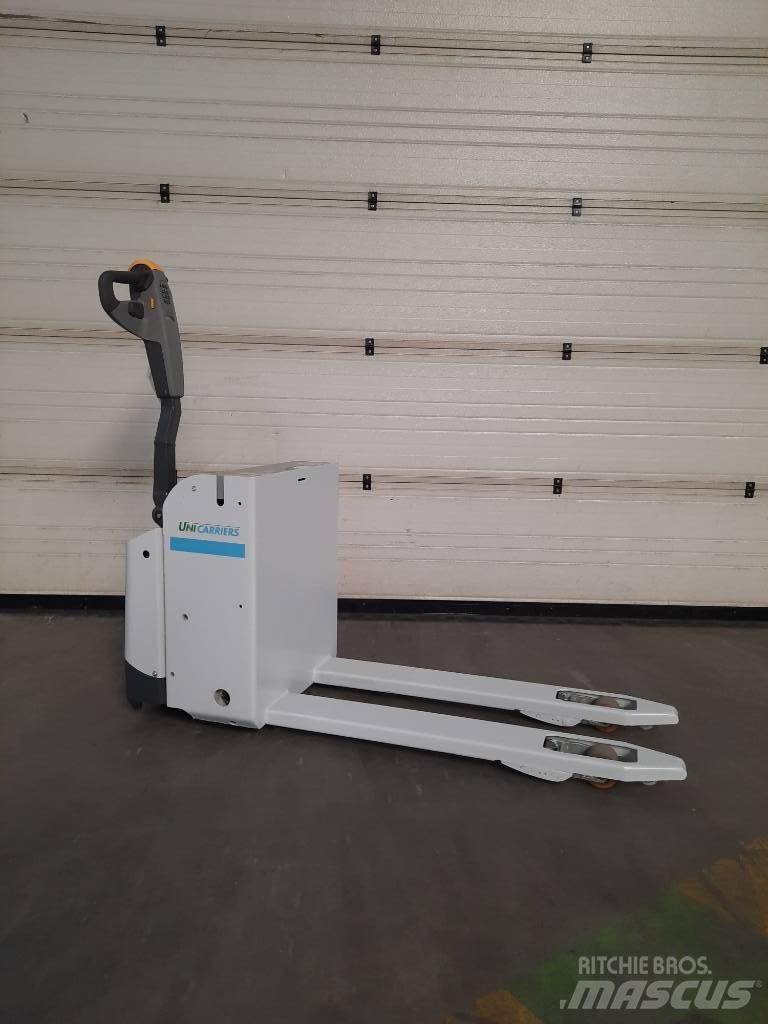 UniCarriers PLL180 Lavansiirtotrukit