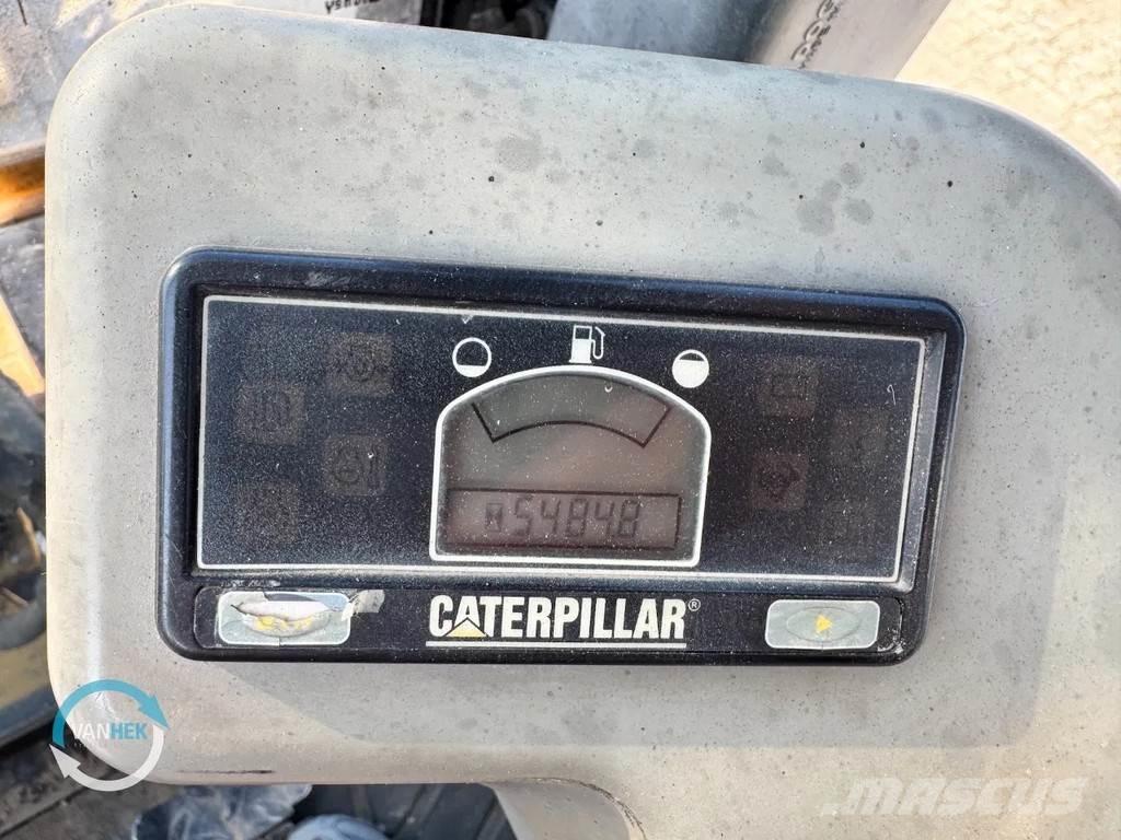 CAT 301.6C Minikaivukoneet < 7t