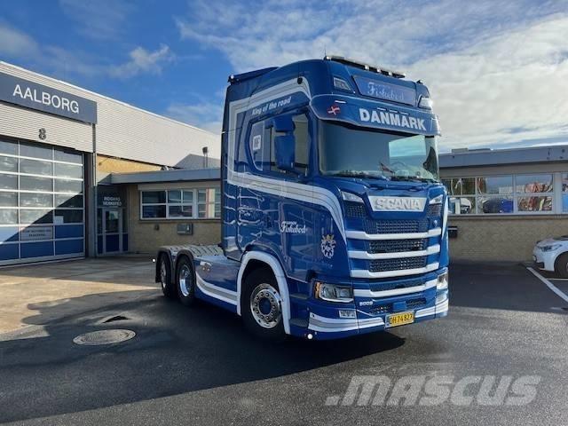 Scania S 500 Vetopöytäautot