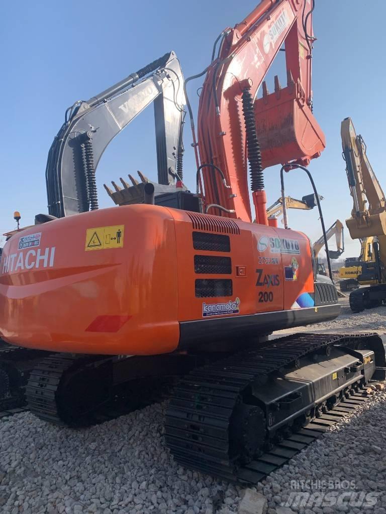 Hitachi ZX 200 Telakaivukoneet