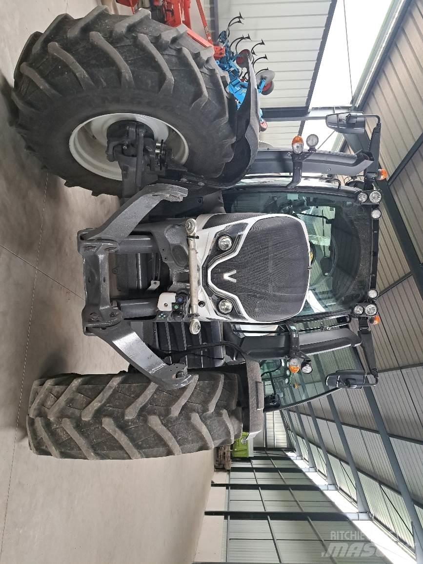 Valtra N155 Traktorit