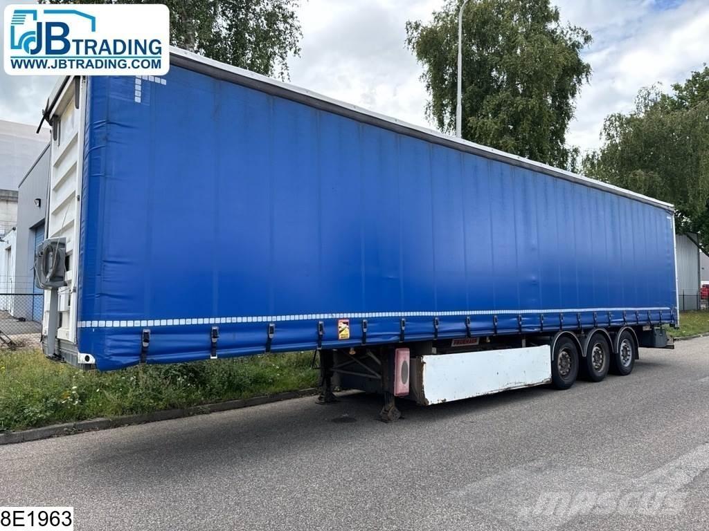 Fruehauf Tautliner Pressukapellipuoliperävaunut
