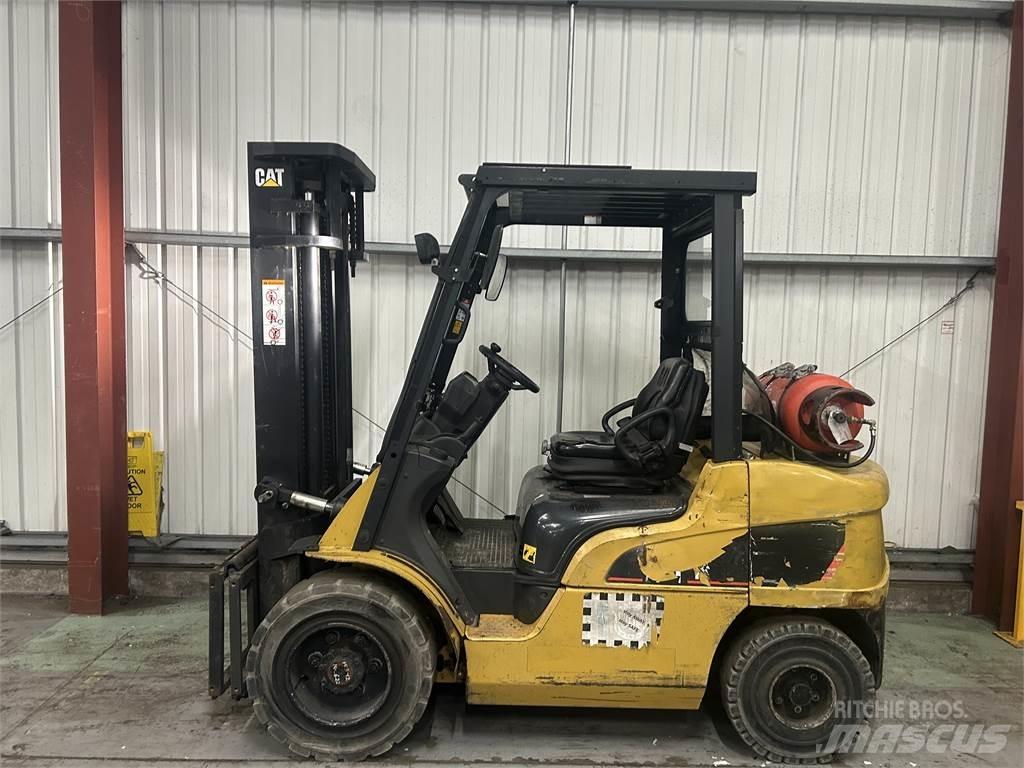 CAT GP35NT Nestekaasutrukit