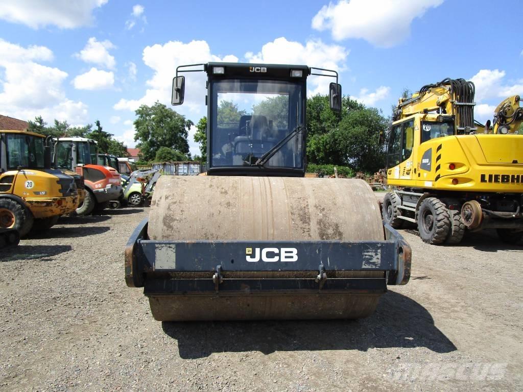 JCB VM 132   VM 137 Tiivistyskoneet
