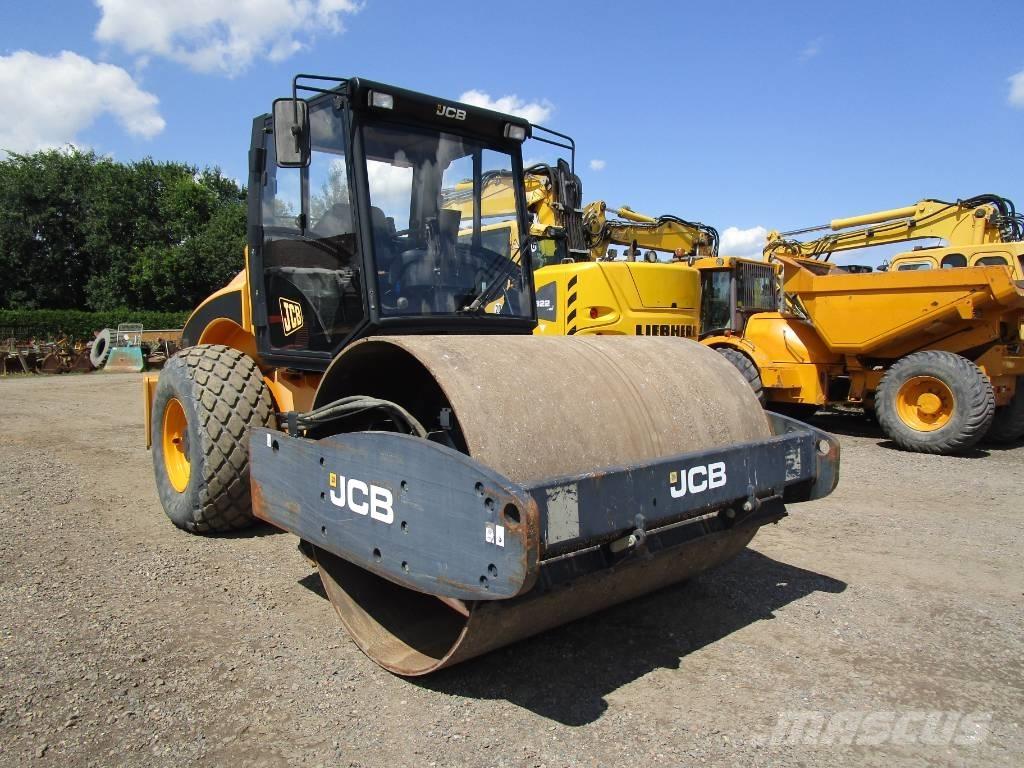 JCB VM 132   VM 137 Tiivistyskoneet