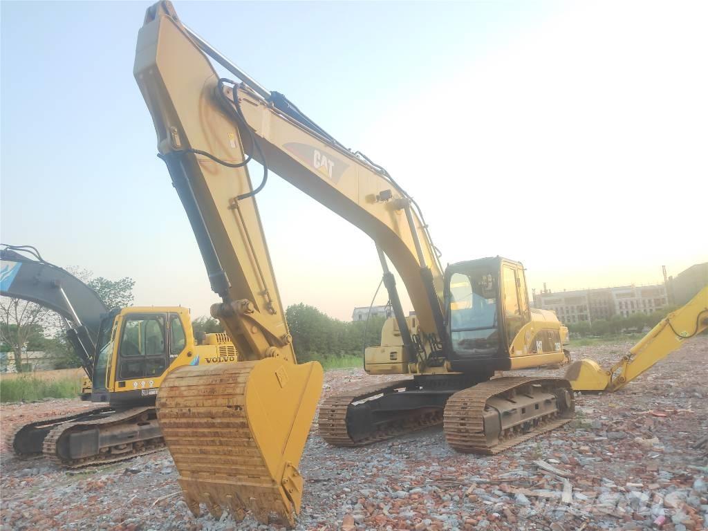 CAT 325C Telakaivukoneet