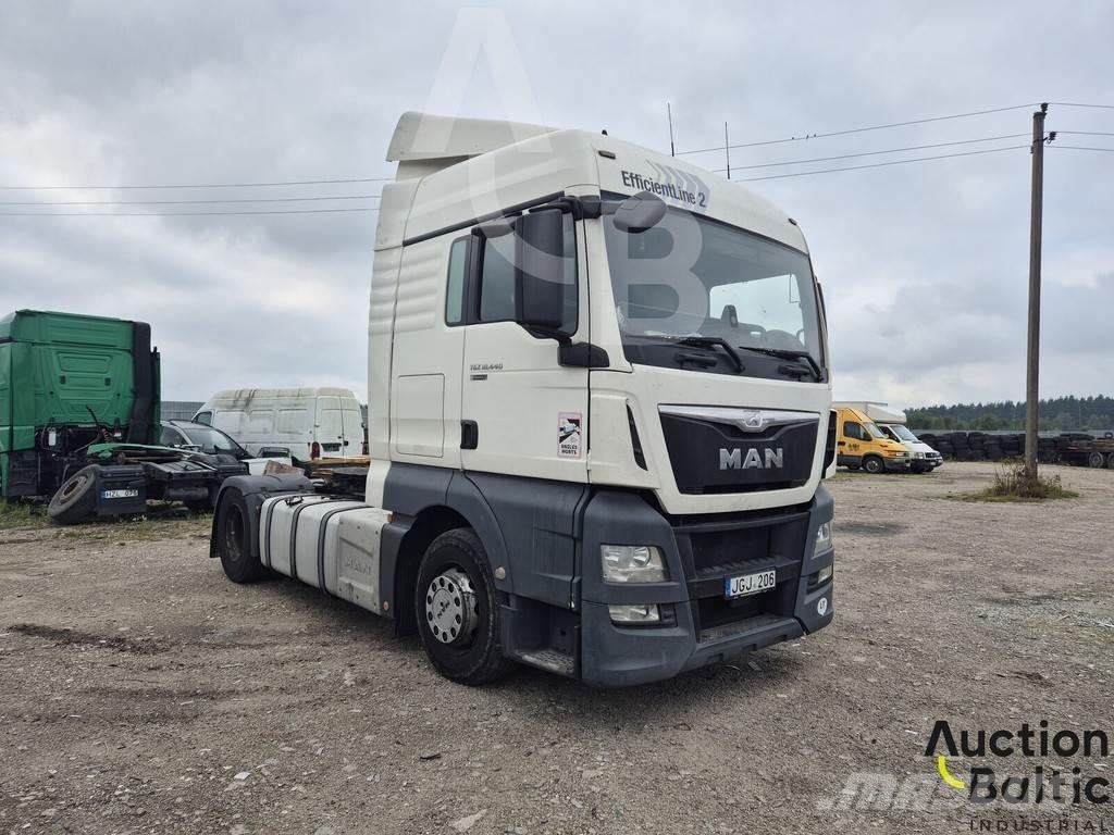 MAN TGX18.440 Vetopöytäautot