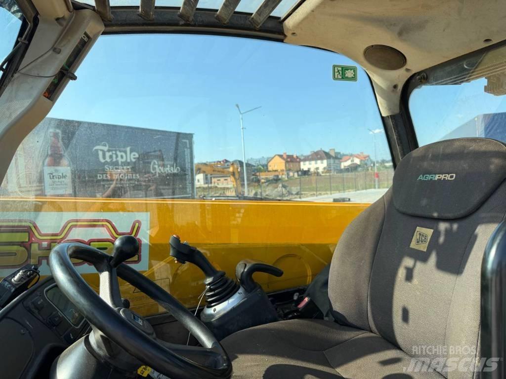 JCB 541-70 Agri Maatalouskurottajat