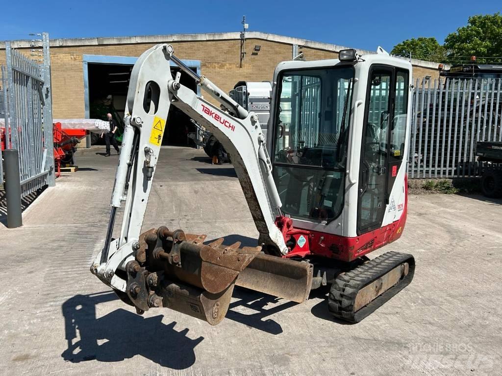 Takeuchi TB 216 Minikaivukoneet < 7t