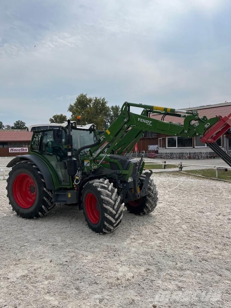Fendt 211 Vario Traktorit