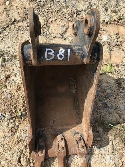  12 BUCKET, 35mm PINS Kauhat