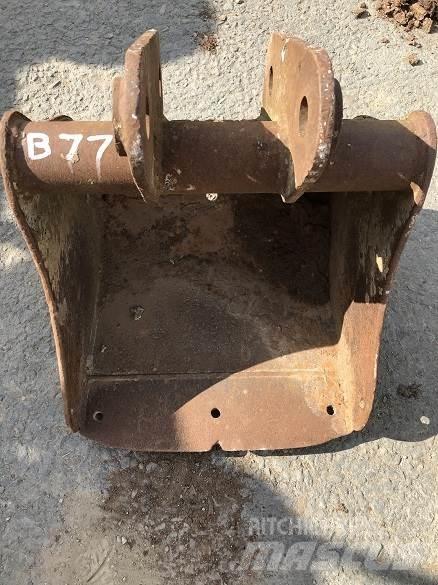  18 BUCKET, 35mm PINS Kauhat