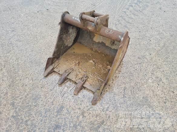  2' BUCKET, 35mm PINS Kauhat