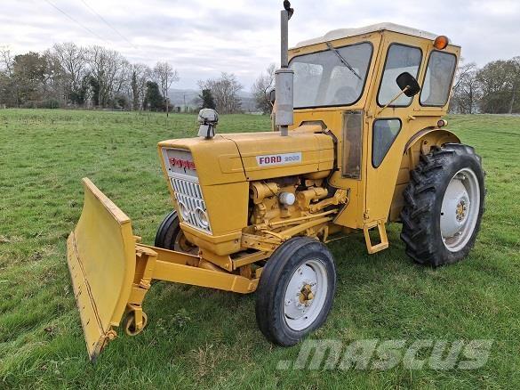 Ford 2000 TRACTOR Muut koneet