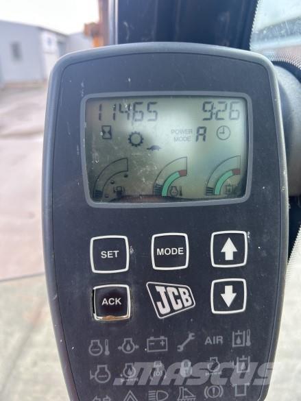 JCB JS130 Telakaivukoneet