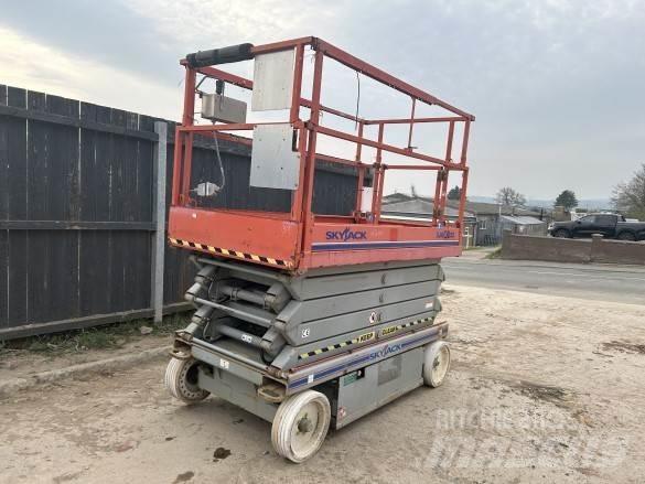 SkyJack SJ111-4632 Muut koneet