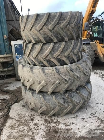  TYRES Renkaat ja vanteet