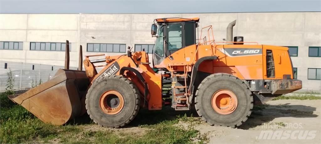 Doosan DL550-5 Pyöräkuormaajat