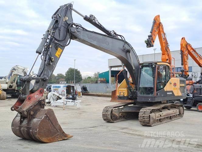 Volvo EC220E NL Telakaivukoneet