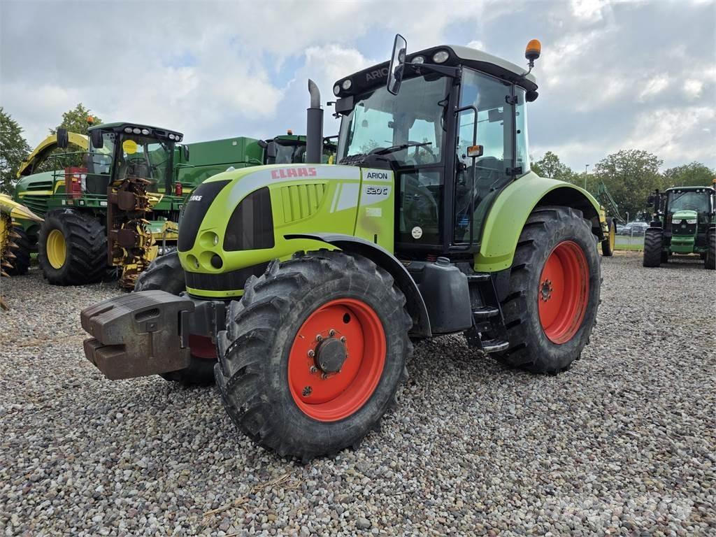 CLAAS Arion 620C Traktorit