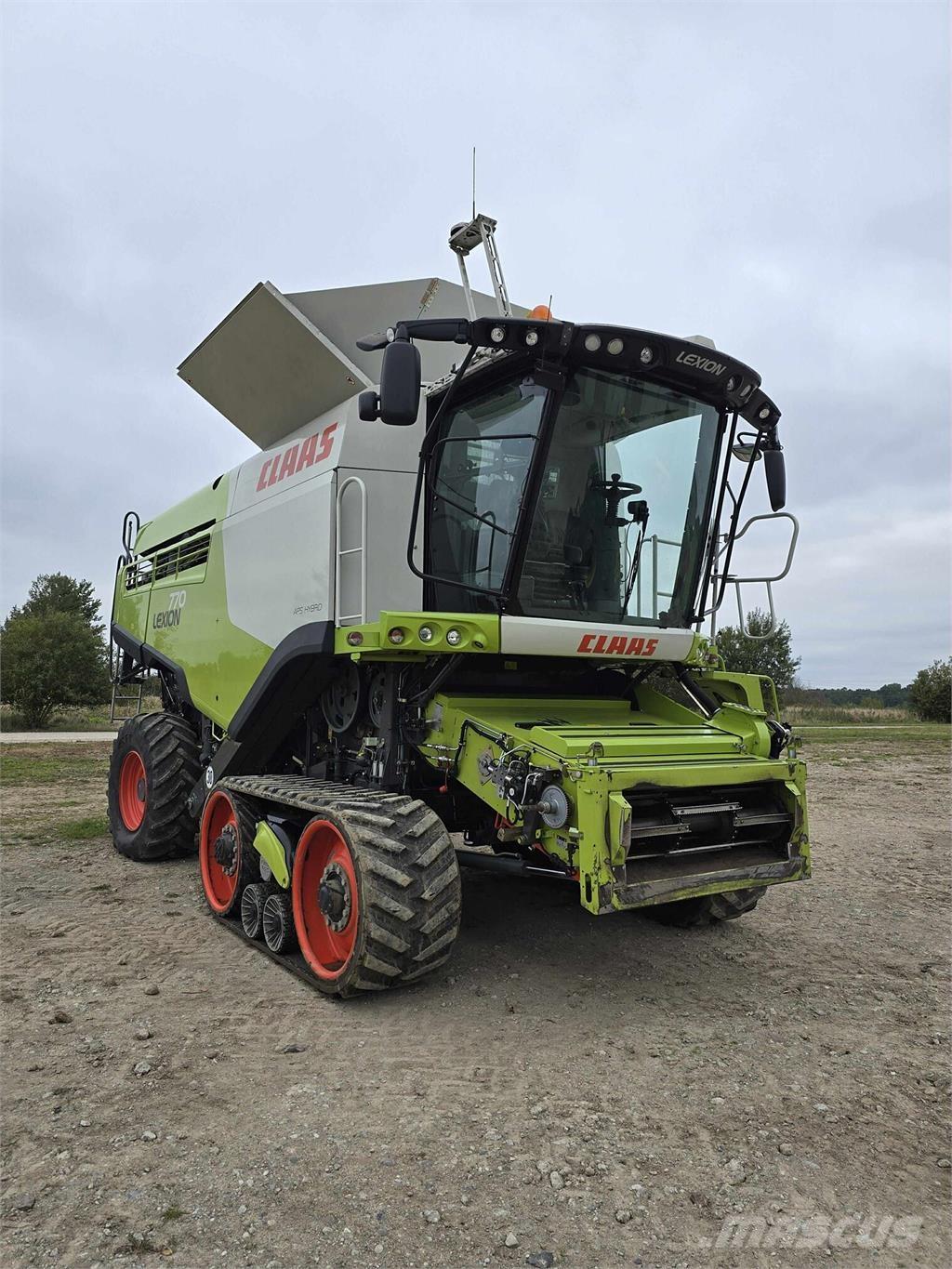 CLAAS Lexion 770TT Leikkuupuimurit