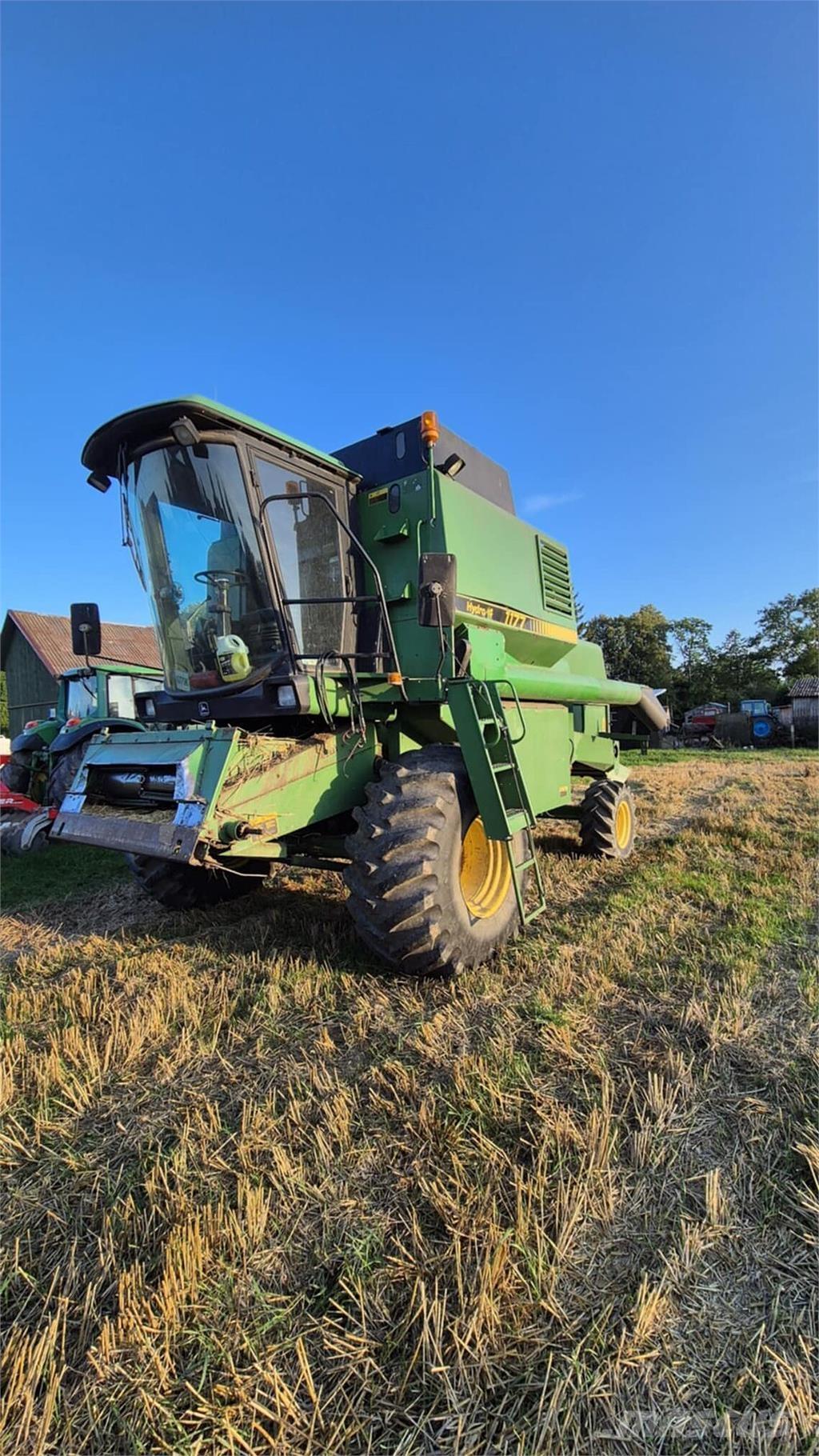 John Deere 1177 Leikkuupuimurit