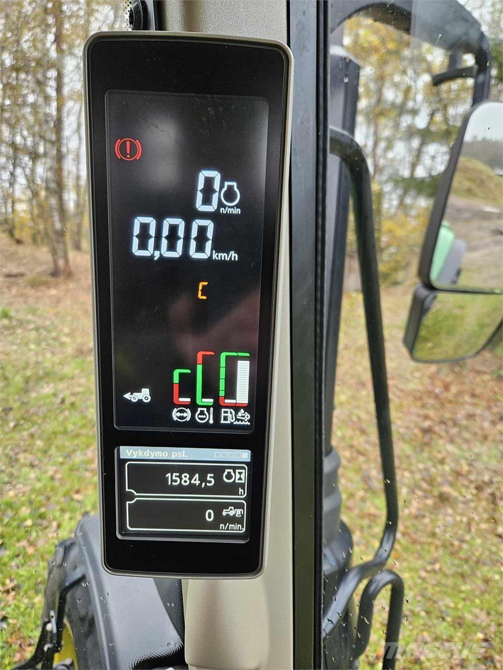 John Deere 6130M Traktorit