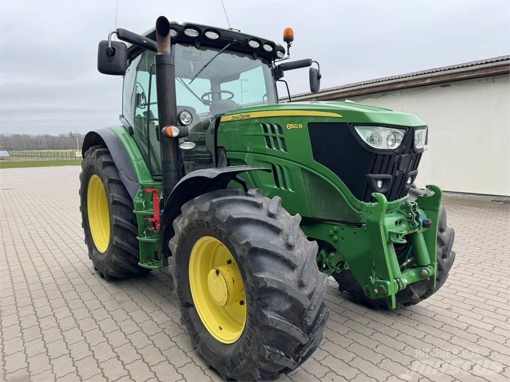 John Deere 6150R Traktorit