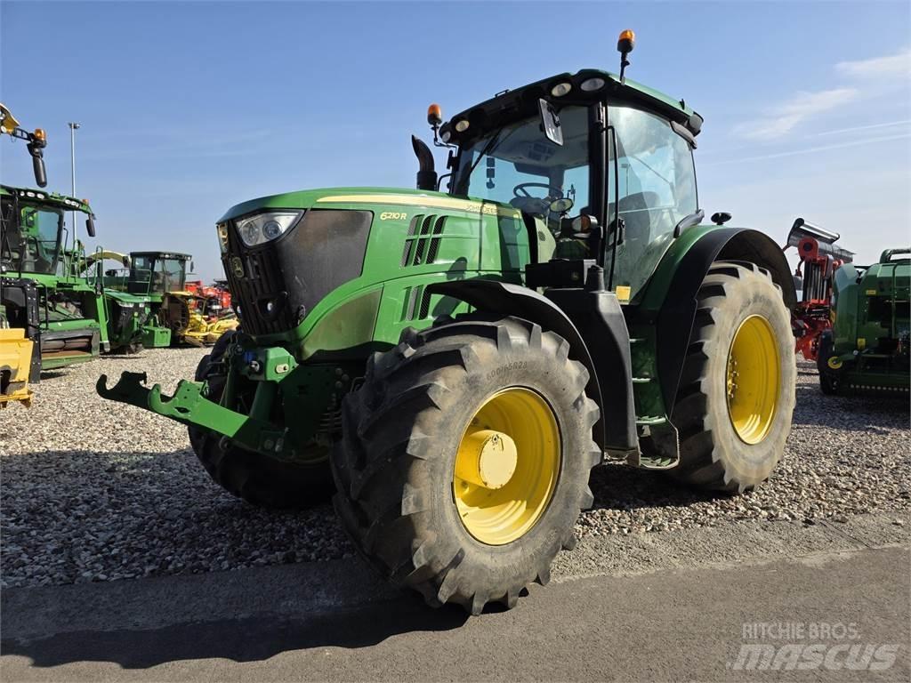 John Deere 6210R Traktorit