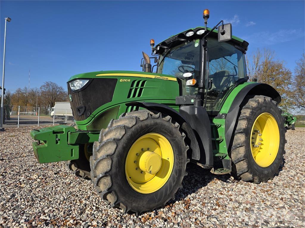 John Deere 6210R Traktorit