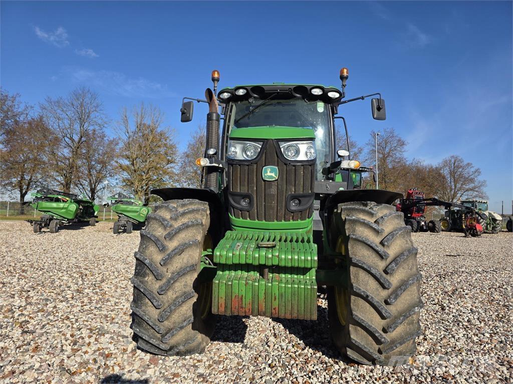 John Deere 6210R Traktorit