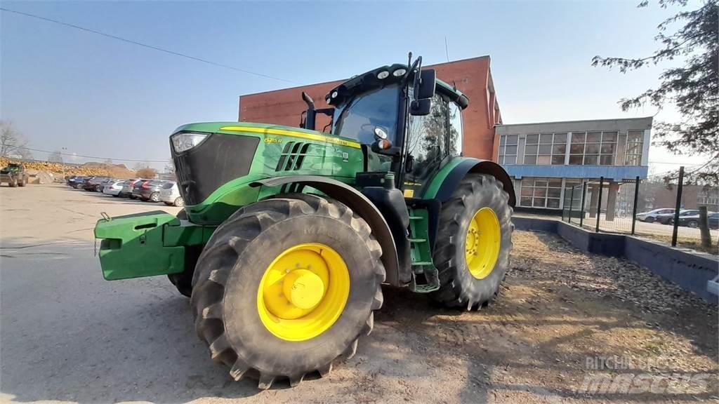 John Deere 6215R Traktorit