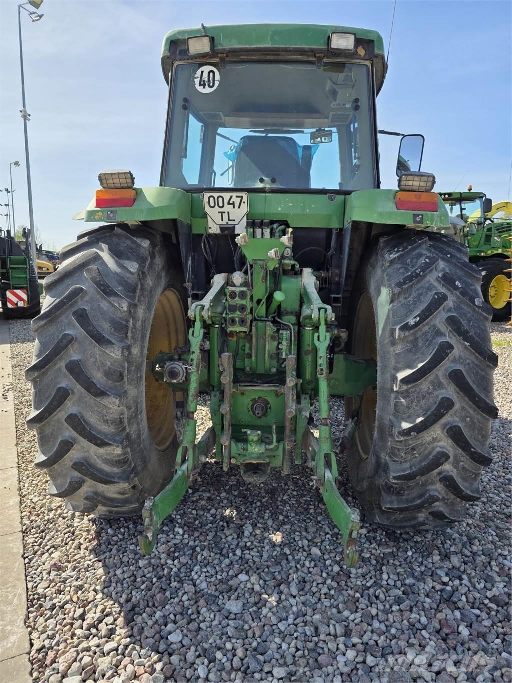 John Deere 7800 Traktorit