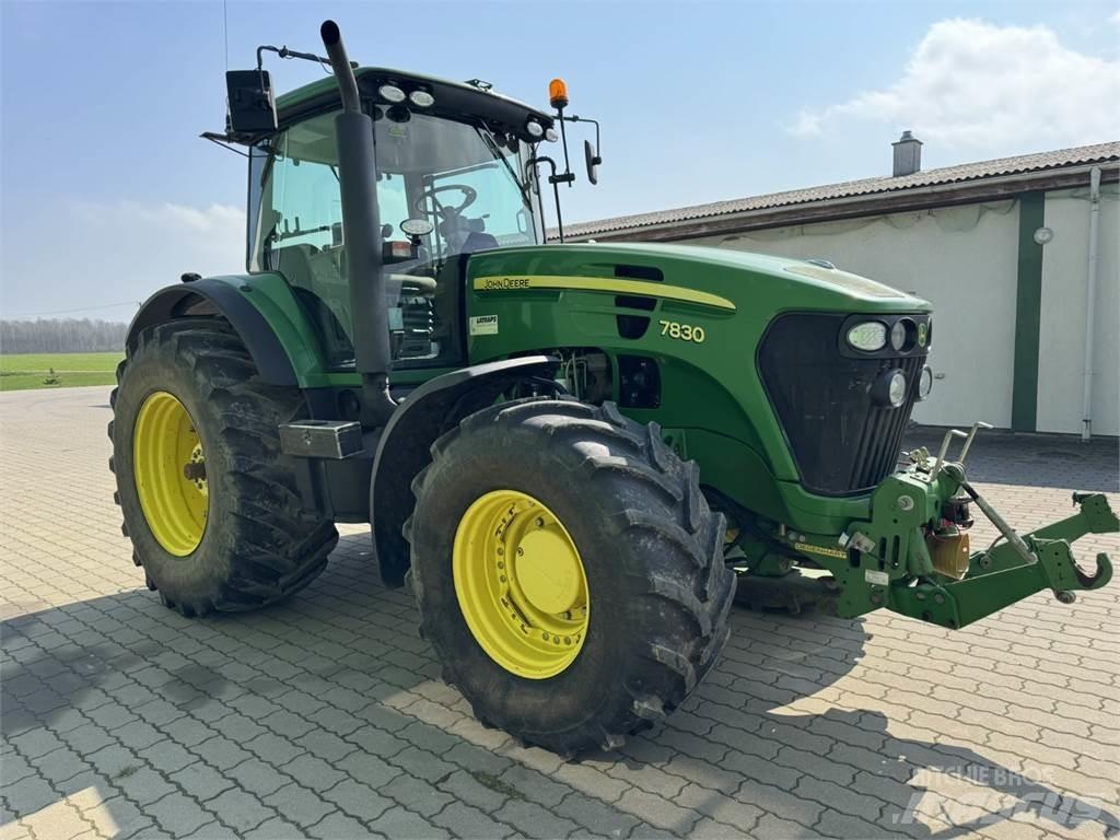 John Deere 7830 Traktorit