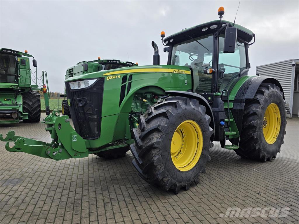 John Deere 8320R Traktorit