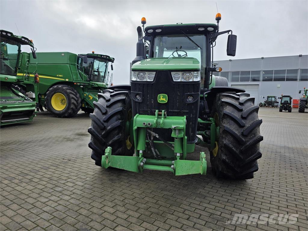 John Deere 8320R Traktorit