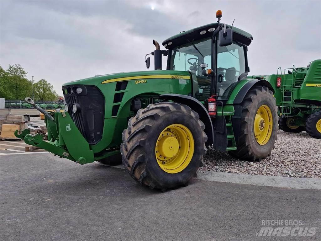 John Deere 8345R Traktorit