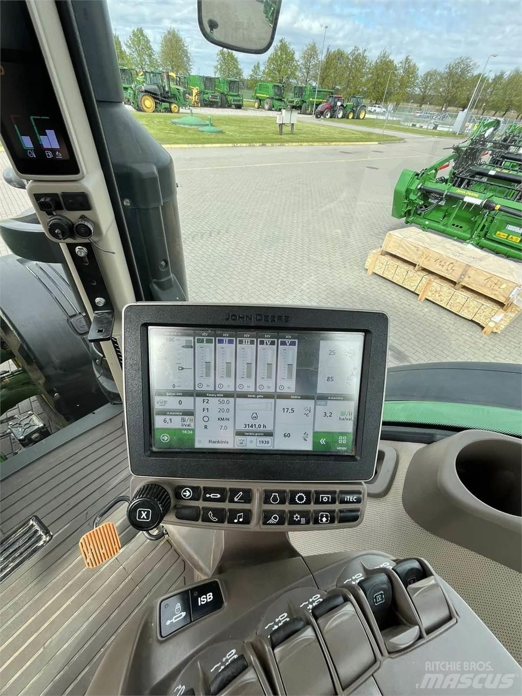 John Deere 8370R Traktorit
