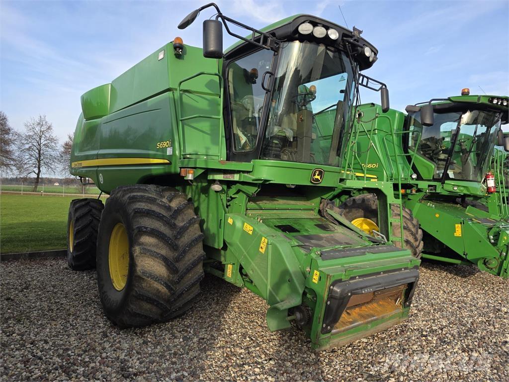 John Deere S690 Leikkuupuimurit