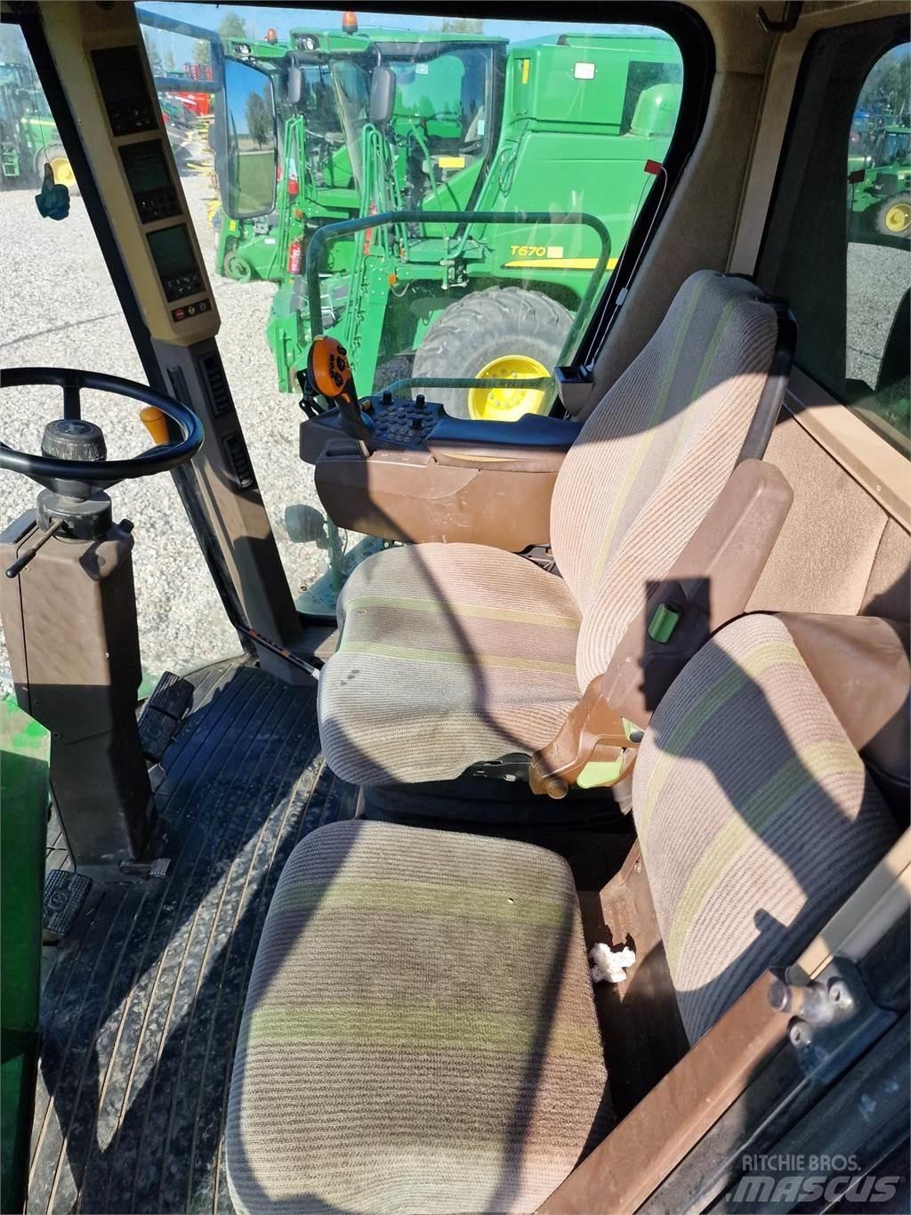 John Deere T670 Leikkuupuimurit
